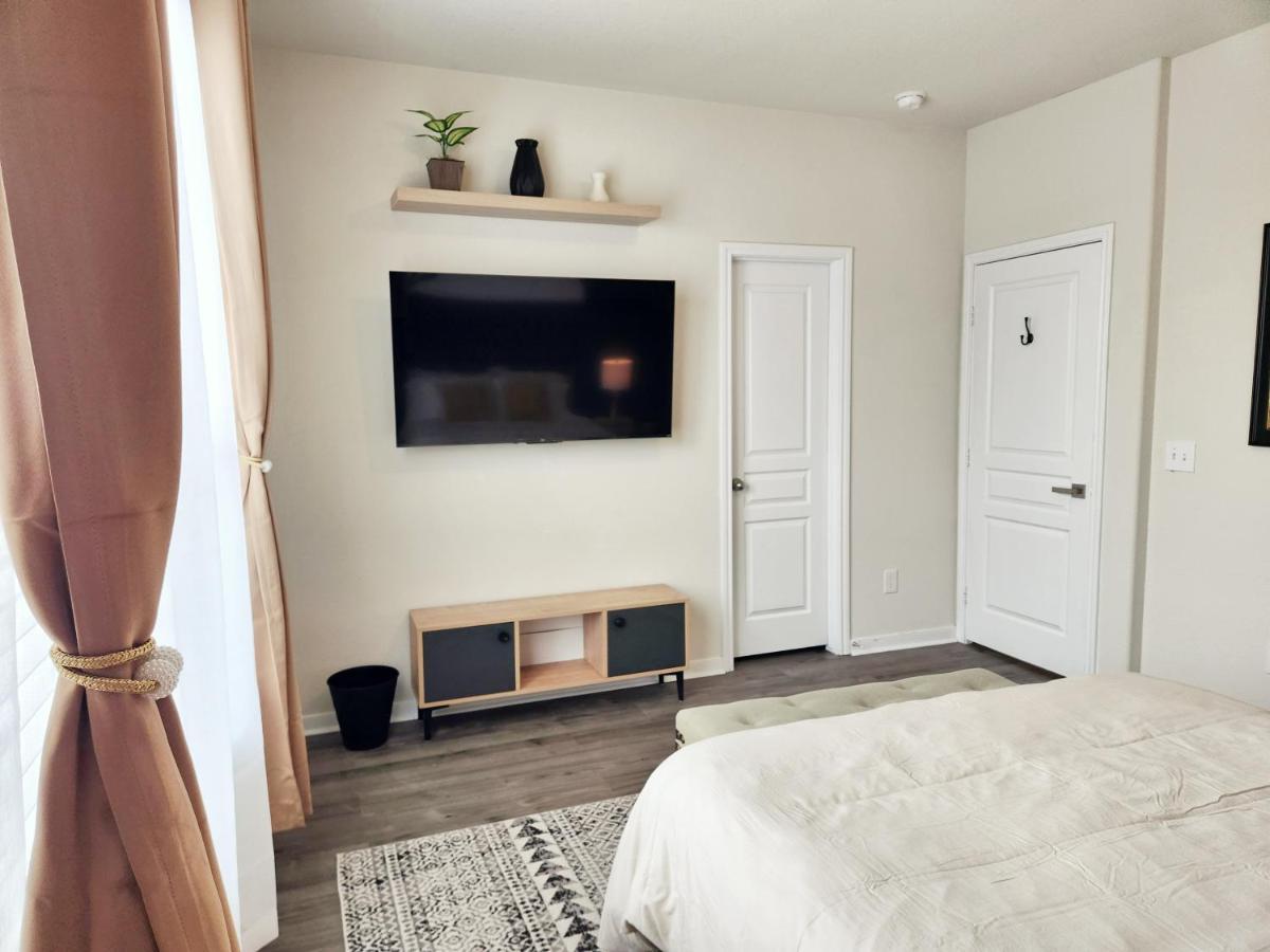 4 Bedroom Home Near Downtown Med Center Nrg Stadium Pearland Skyview Long By Ion Rentals Houston Eksteriør billede