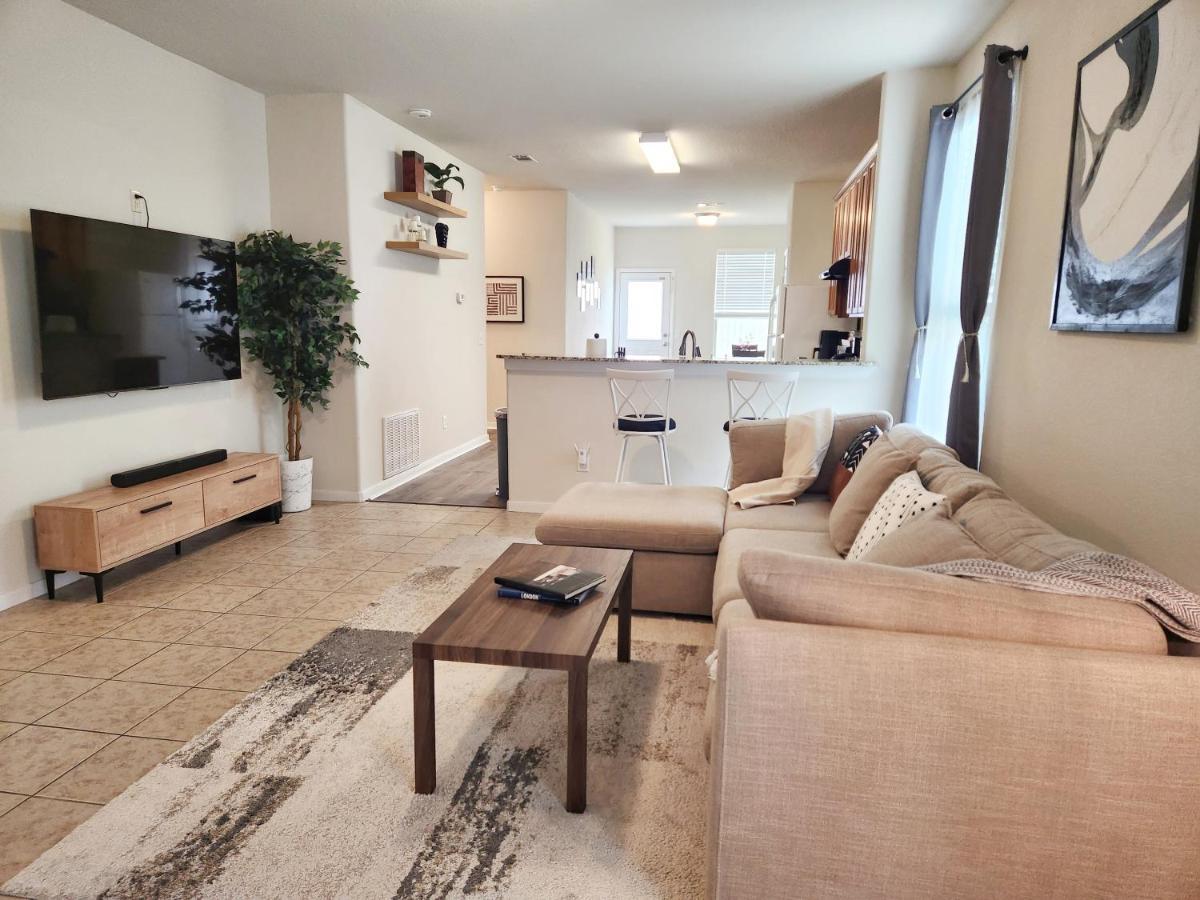 4 Bedroom Home Near Downtown Med Center Nrg Stadium Pearland Skyview Long By Ion Rentals Houston Eksteriør billede