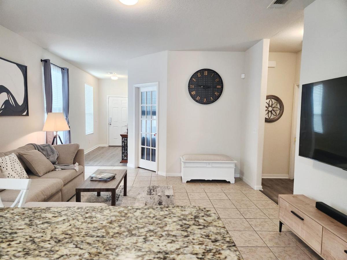 4 Bedroom Home Near Downtown Med Center Nrg Stadium Pearland Skyview Long By Ion Rentals Houston Eksteriør billede