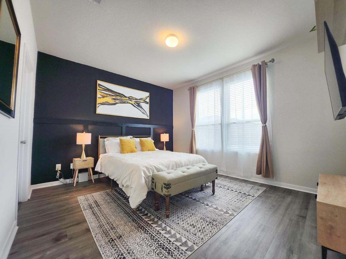 4 Bedroom Home Near Downtown Med Center Nrg Stadium Pearland Skyview Long By Ion Rentals Houston Eksteriør billede