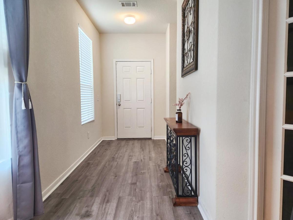 4 Bedroom Home Near Downtown Med Center Nrg Stadium Pearland Skyview Long By Ion Rentals Houston Eksteriør billede