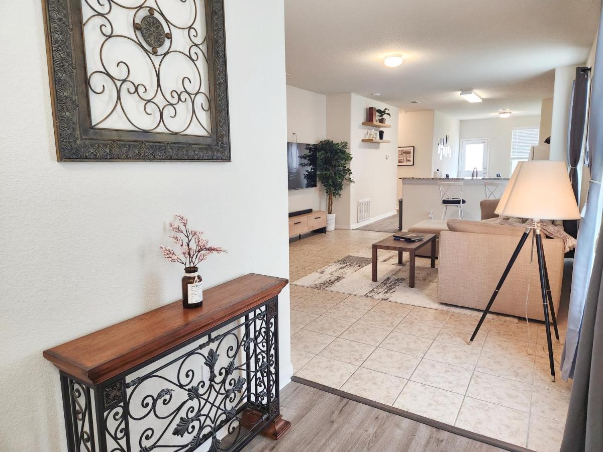 4 Bedroom Home Near Downtown Med Center Nrg Stadium Pearland Skyview Long By Ion Rentals Houston Eksteriør billede